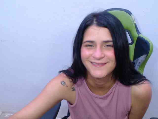 hotcollege29 webcam