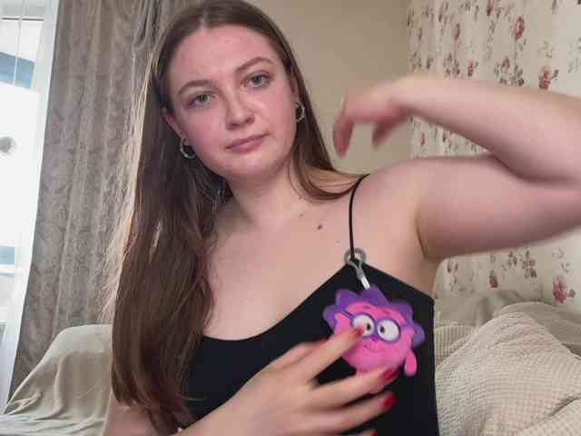 IamLovenda webcam