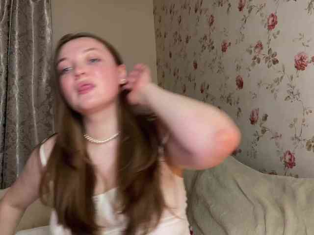 IamLovenda webcam