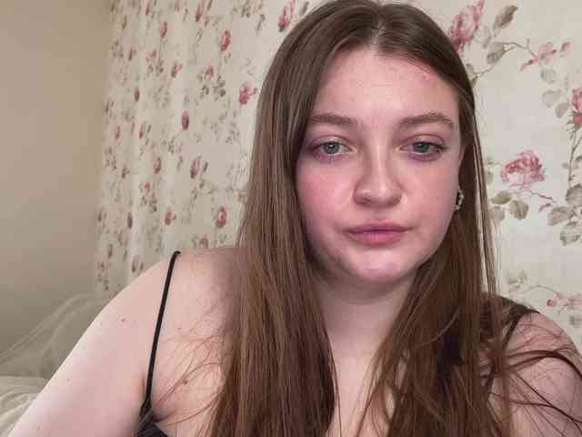 IamLovenda webcam