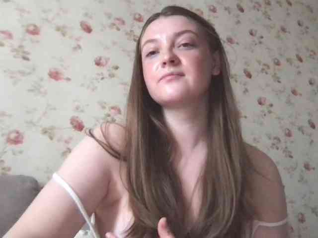IamLovenda webcam