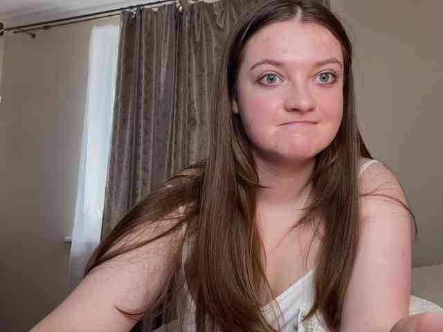 IamLovenda webcam