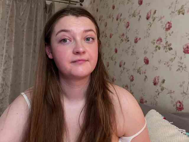IamLovenda webcam