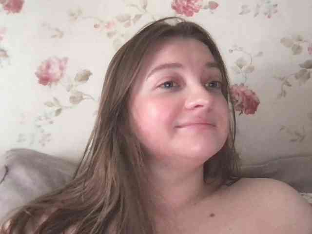IamLovenda webcam