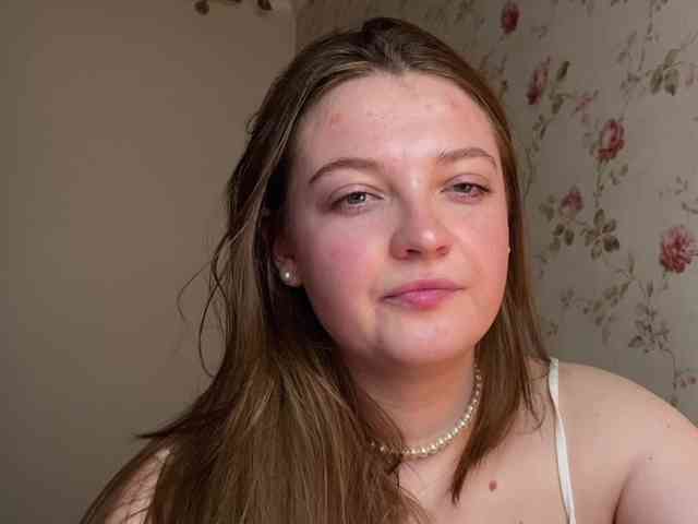 IamLovenda webcam