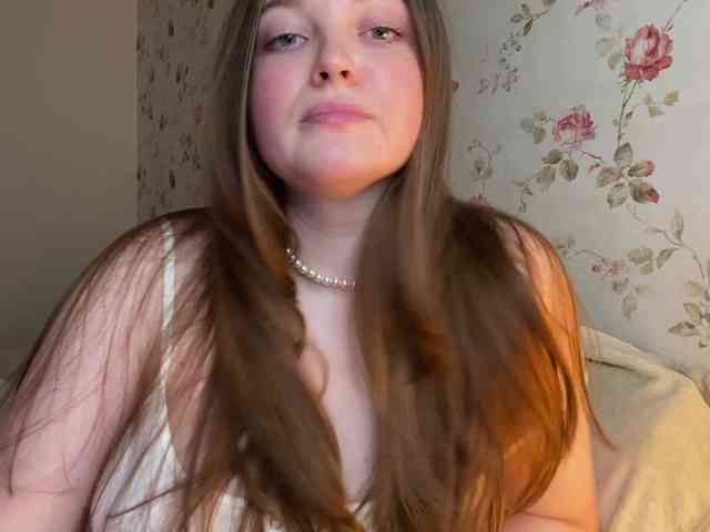IamLovenda webcam