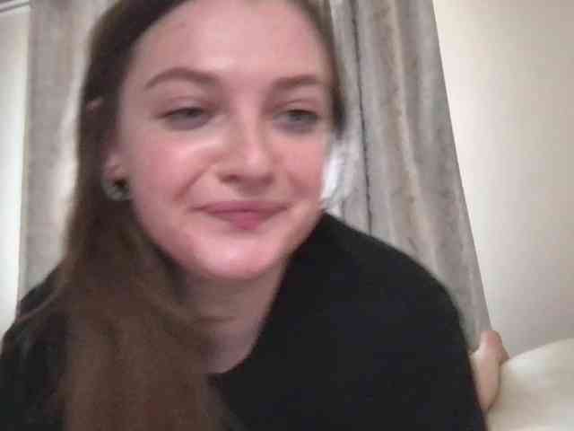 IamLovenda webcam