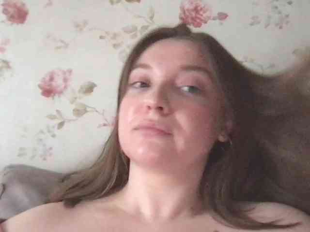 IamLovenda webcam