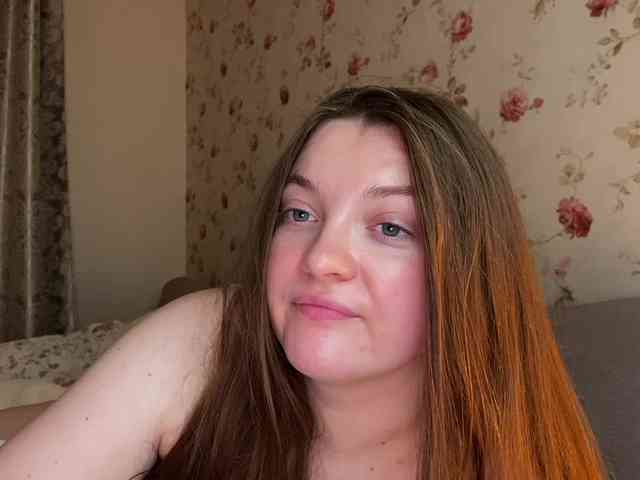 IamLovenda webcam