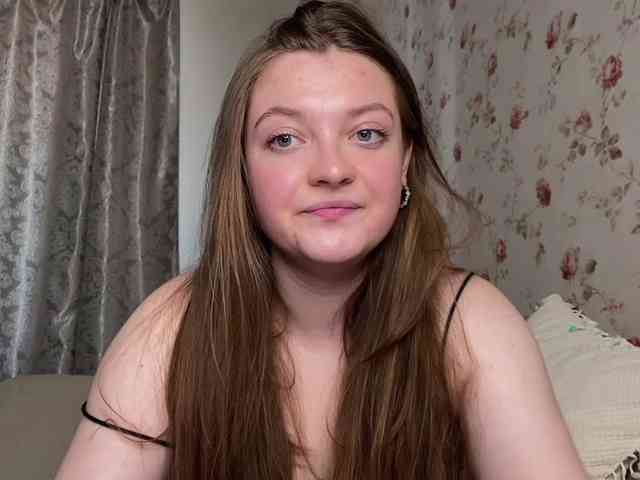IamLovenda webcam