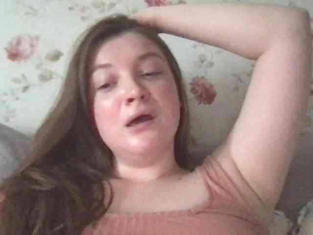 IamLovenda webcam