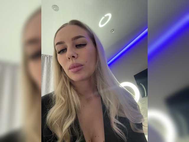 Lovensesgirl's BongaCams show and profile