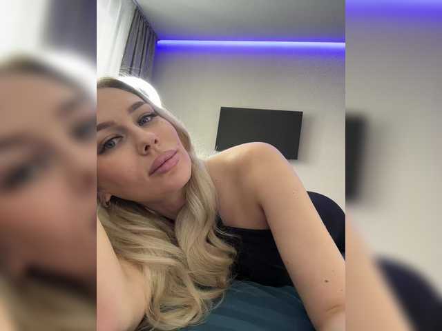 Lovensesgirl's BongaCams show and profile