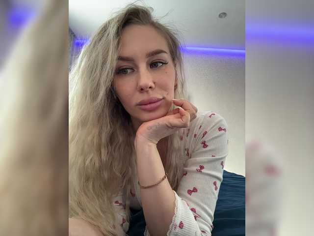 Lovensesgirl's BongaCams show and profile