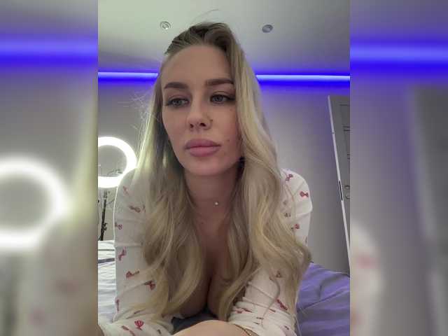 Lovensesgirl's BongaCams show and profile
