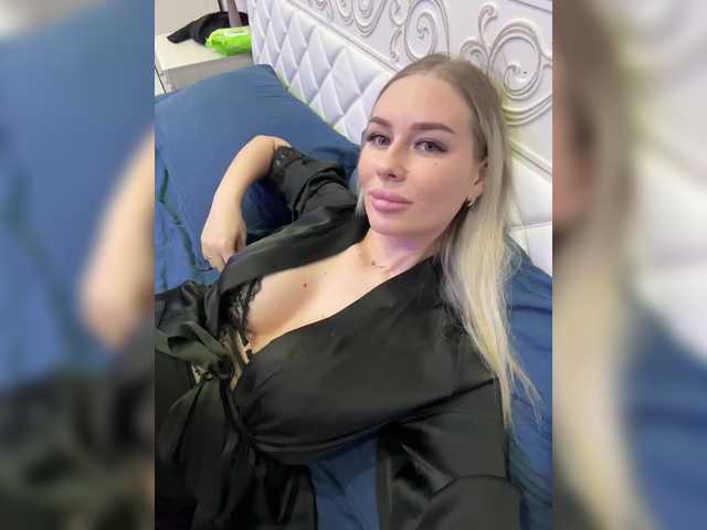 Lovensesgirl's BongaCams show and profile