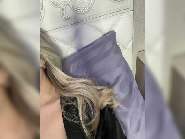 Lovensesgirl's BongaCams show and profile