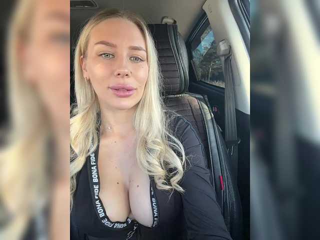 Lovensesgirl live cam