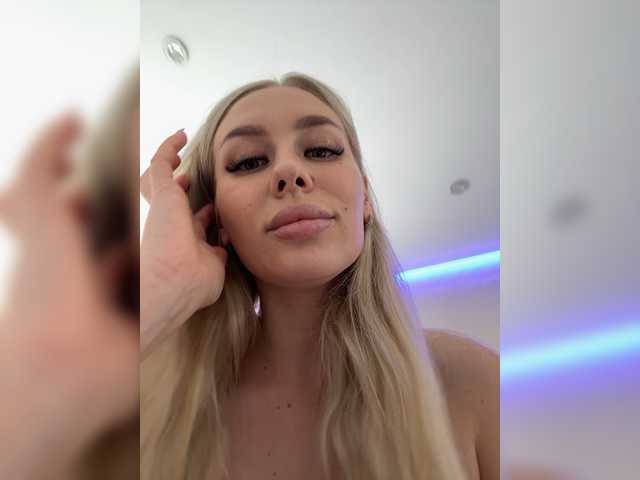  Lovensesgirl chat room