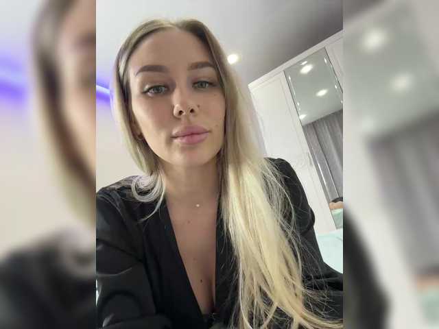 Lovensesgirl's BongaCams show and profile