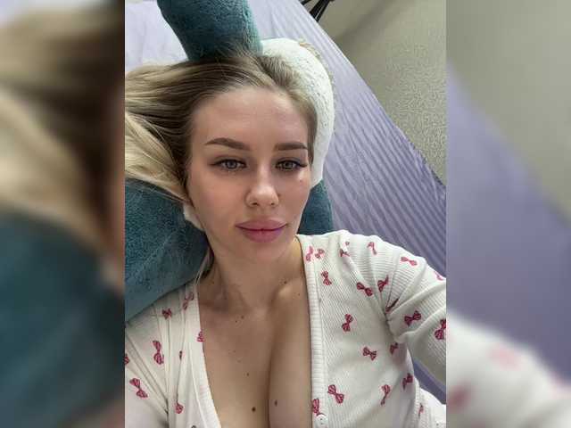 Lovensesgirl's BongaCams show and profile