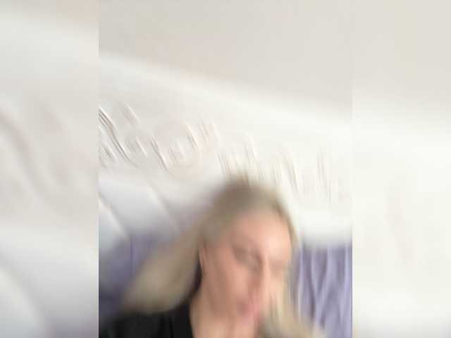 Lovensesgirl's BongaCams show and profile