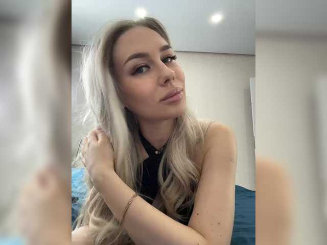 Lovensesgirl's BongaCams show and profile