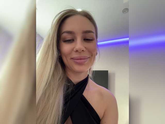 Lovensesgirl's BongaCams show and profile