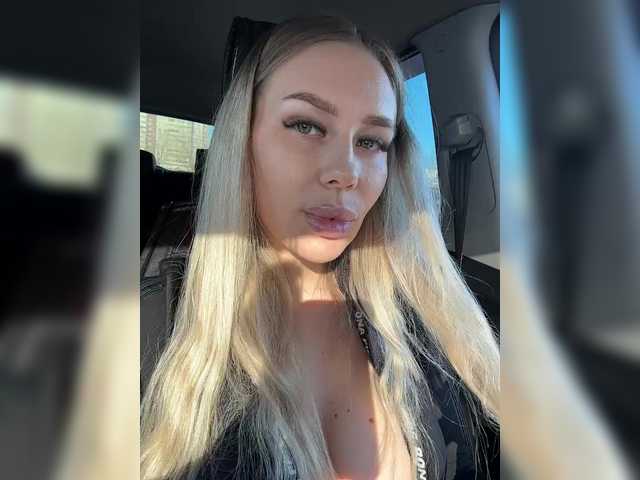 Lovensesgirl's BongaCams show and profile