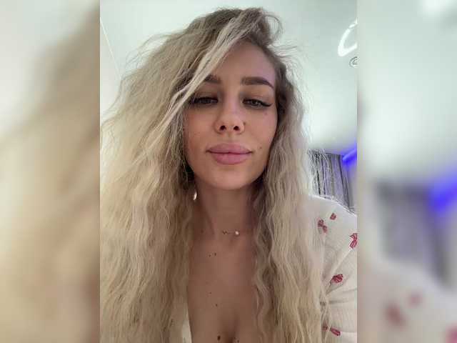 Lovensesgirl's BongaCams show and profile