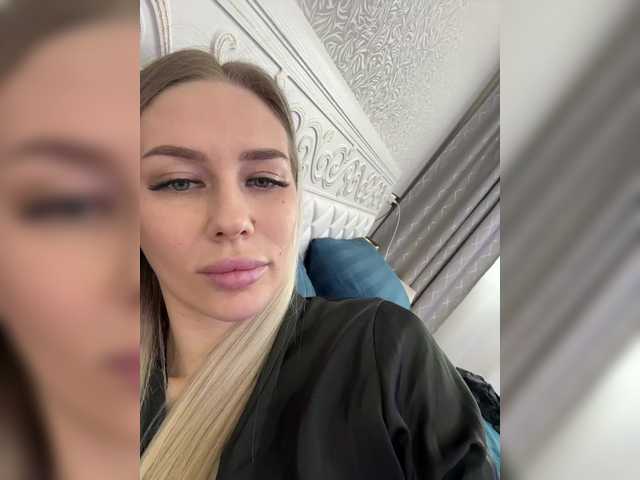 Lovensesgirl's BongaCams show and profile