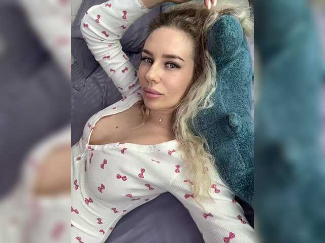 Lovensesgirl's BongaCams show and profile