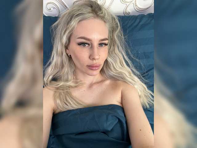 Lovensesgirl's BongaCams show and profile