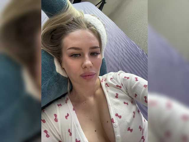 Lovensesgirl's BongaCams show and profile