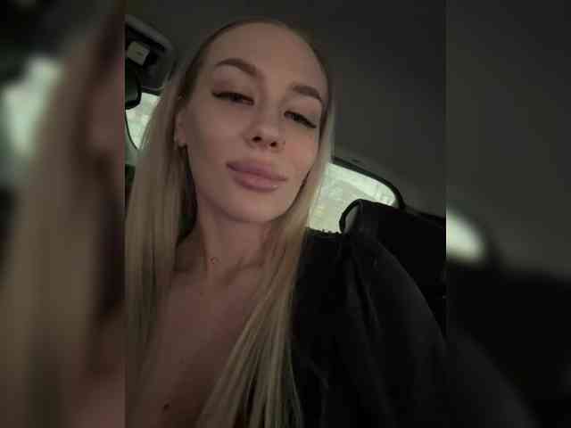 Lovensesgirl Live Webcam on BongaCams