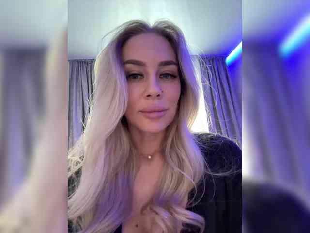 Lovensesgirl Live Webcam on BongaCams