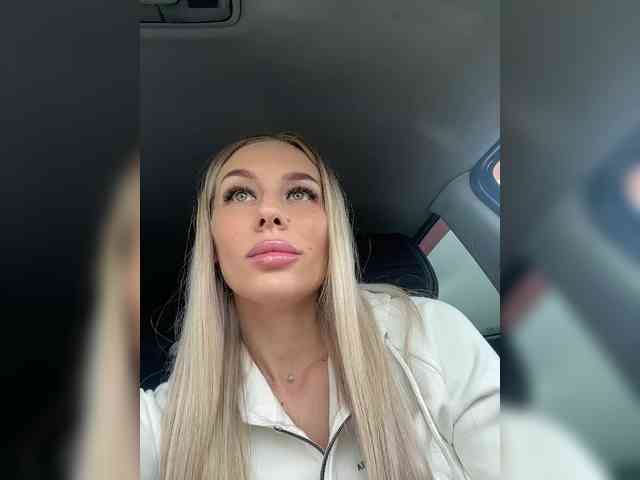 Lovensesgirl Live Webcam on BongaCams