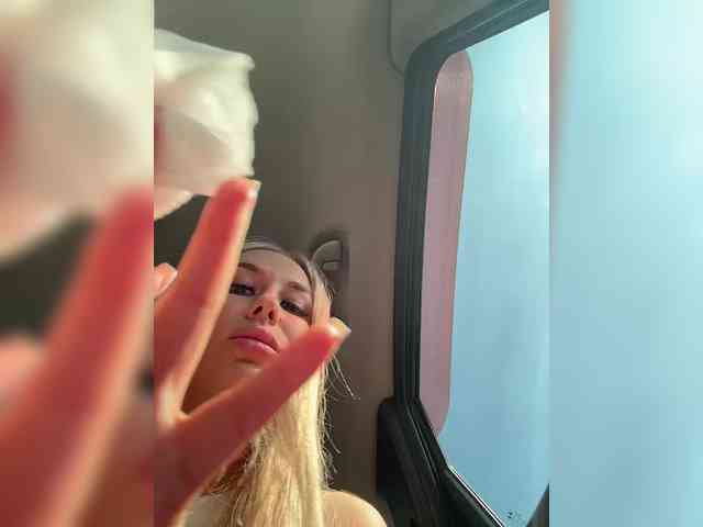 live web cam Lovensesgirl