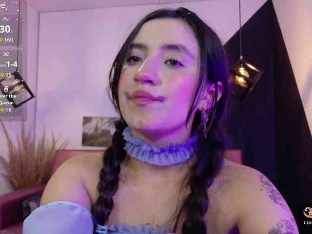 Perla-Teen's webcam live show