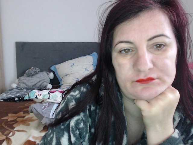 Natalyaredd's BongaCams show and profile