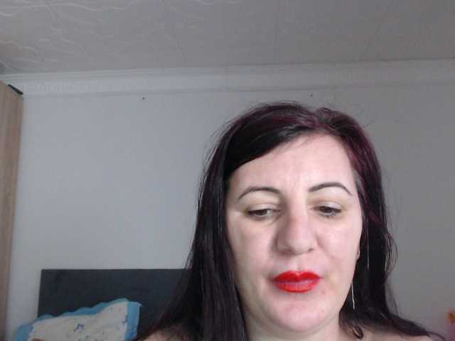 Natalyaredd's BongaCams show and profile