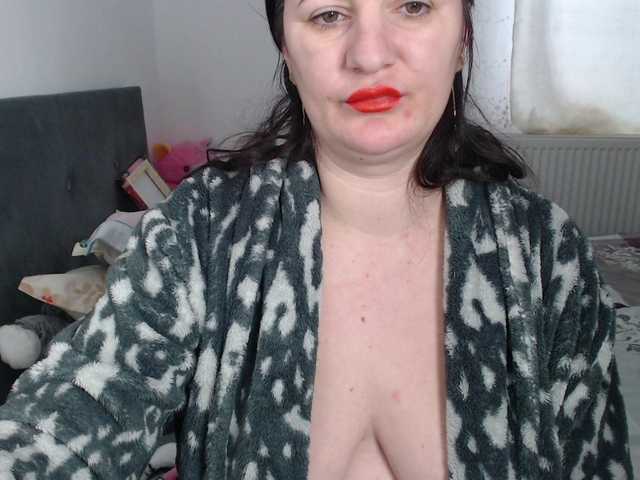 Natalyaredd's BongaCams show and profile