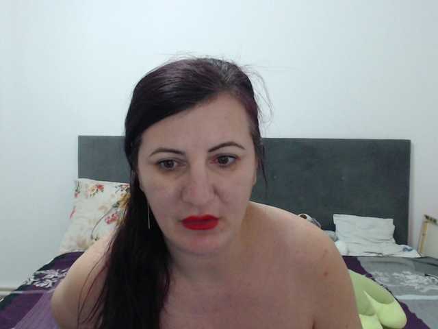 Natalyaredd's BongaCams show and profile