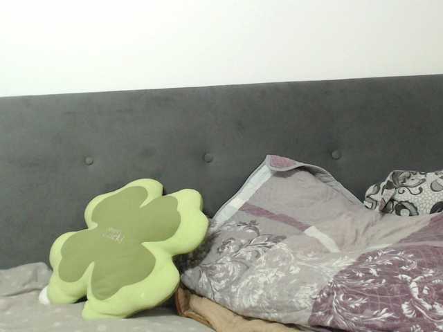 Natalyaredd's BongaCams show and profile