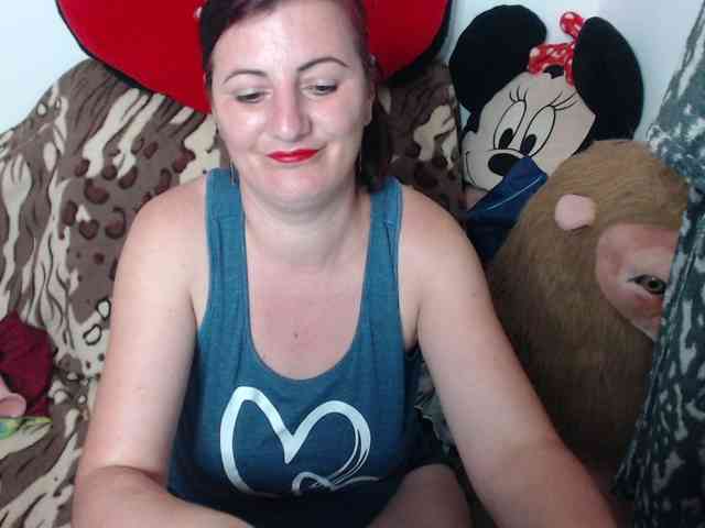 Natalyaredd webcam