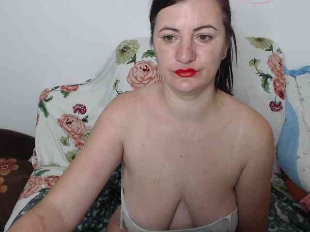 Natalyaredd webcam
