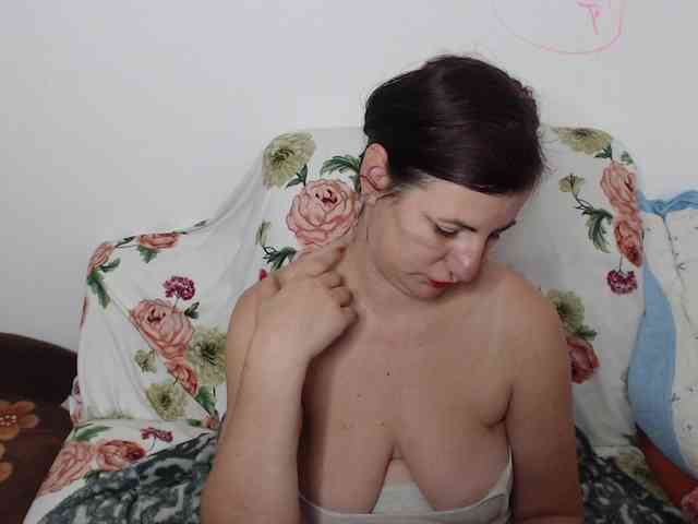 Natalyaredd webcam
