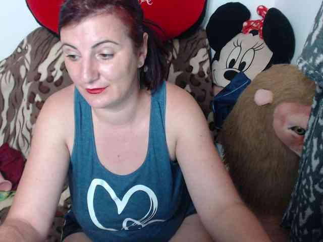 Natalyaredd webcam