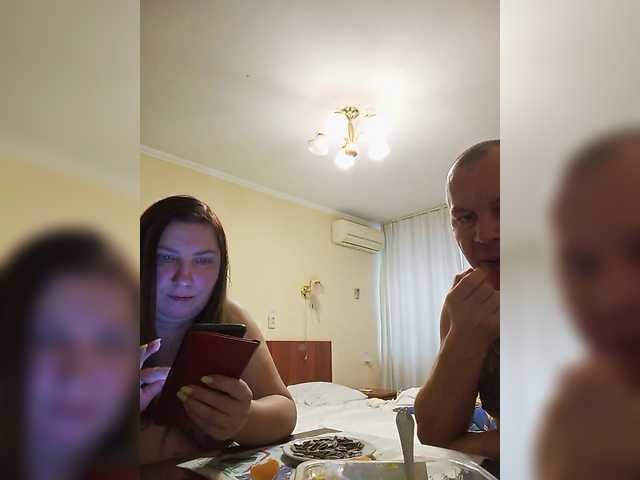 seksiparaa Live Cam and Statistics on UnifiedCams