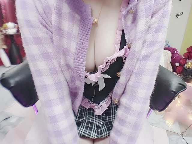 twhanhan's BongaCams show and profile